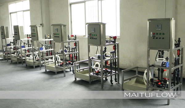 中央空調(diào)冷卻循環(huán)水加藥系統(tǒng) 中央空調(diào)冷卻循環(huán)水加藥系統(tǒng)